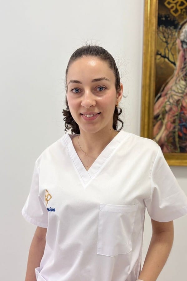 Dr. Velichie Dana