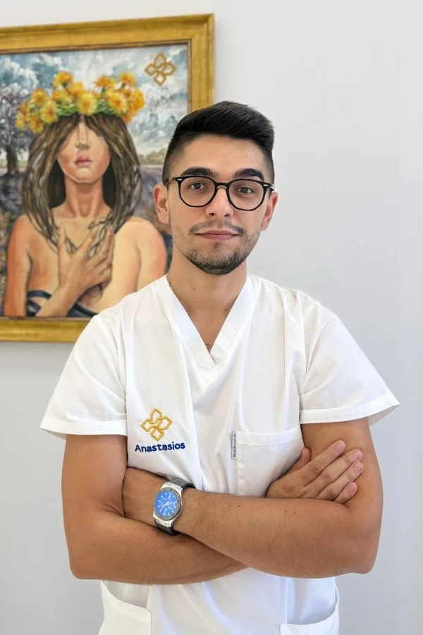 Dr. Slezinger Lorant