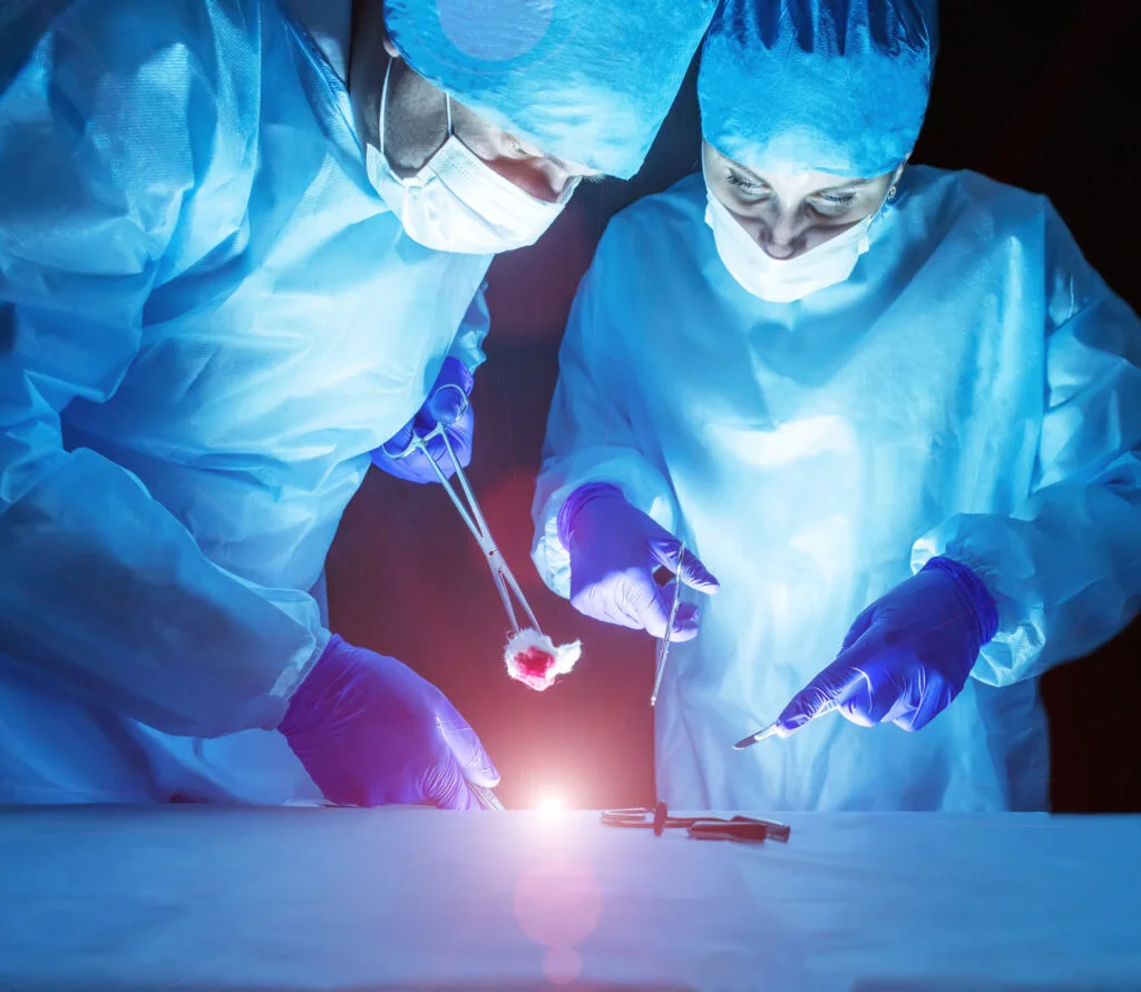 tratament laser hemoroizi