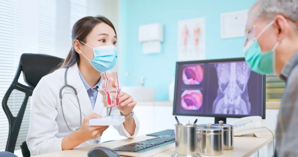 cand consultam un specialist hemoroizi